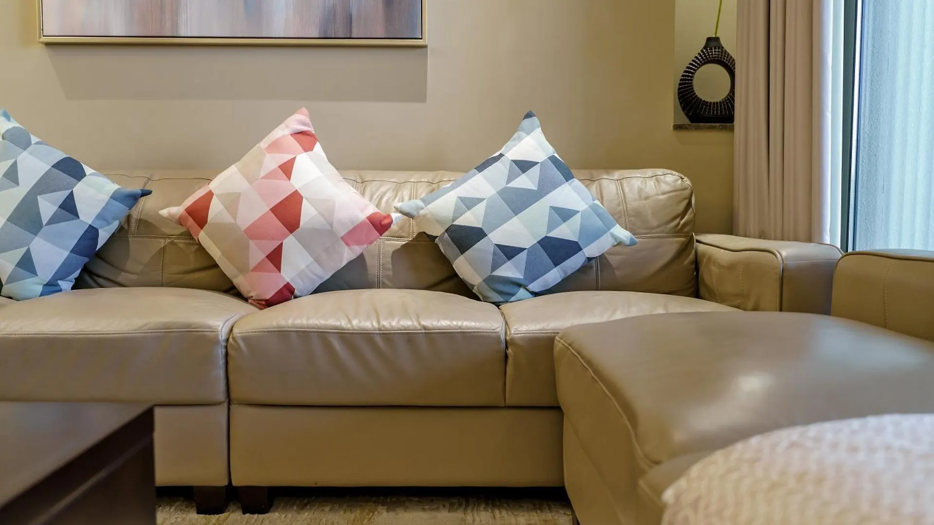 Cozy 2Br In Elite Downtown Residence With Canal View Dubai United Arab Emirates